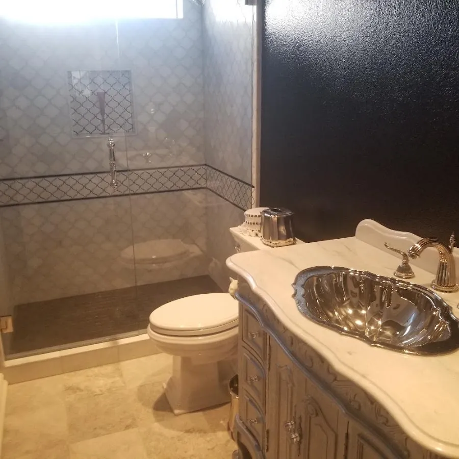 Professional plumbing work and bathroom remodeling in Belvedere Park